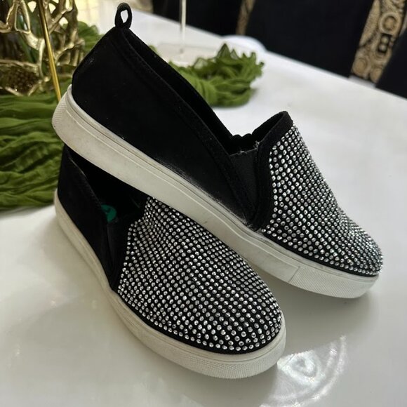 Women’s Black Textile Slip-On Moccasins with Rhinestone Detailing Size: 7.5 - Picture 2 of 6